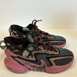 Nike Cosmic Unity 2 We Fly to Defy Athletic Shoes